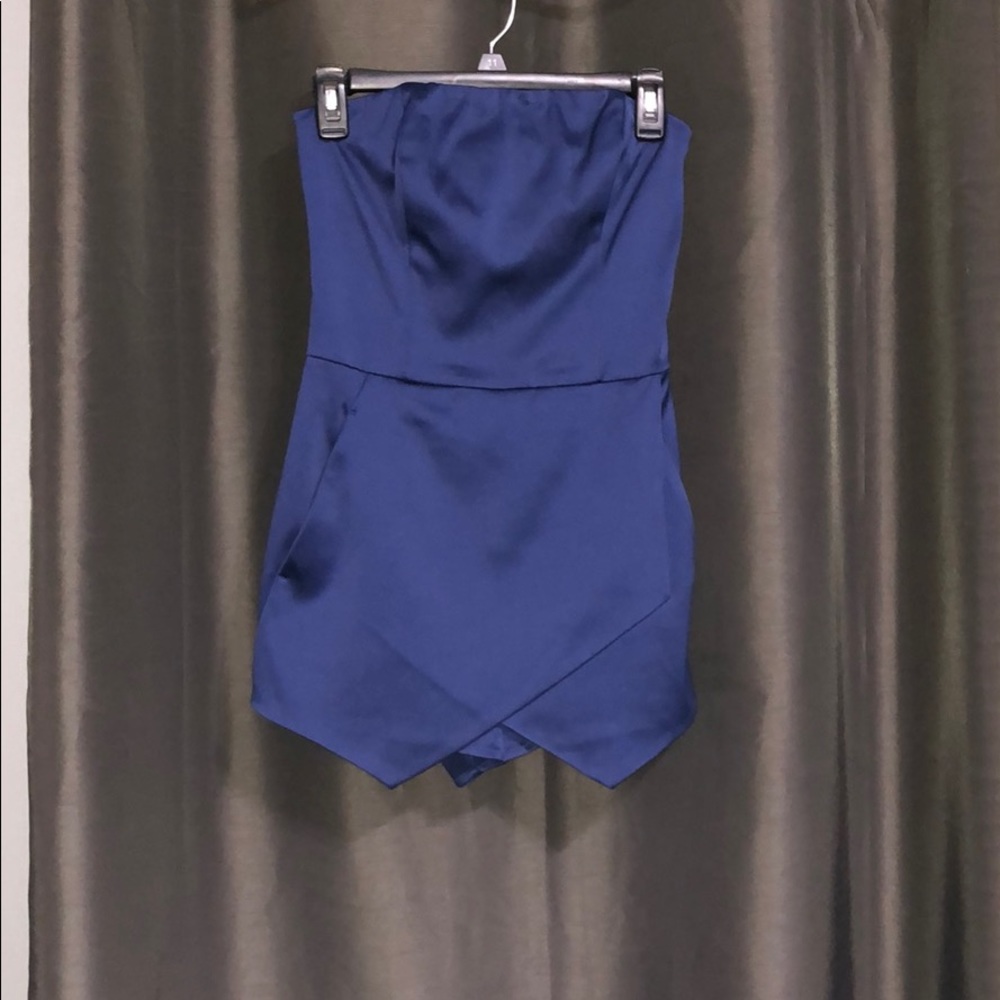 Stunning chic navy romper